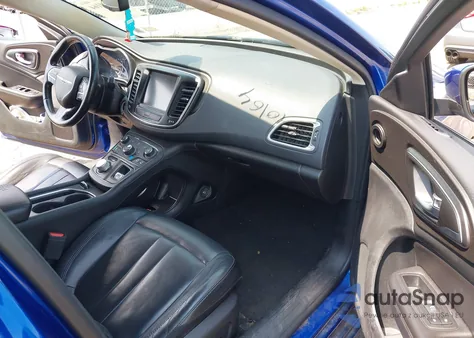 2017 Chrysler 200 Limited Platinum z USA, uszkodzony, nr VIN 1C3CCCAB9HN508315